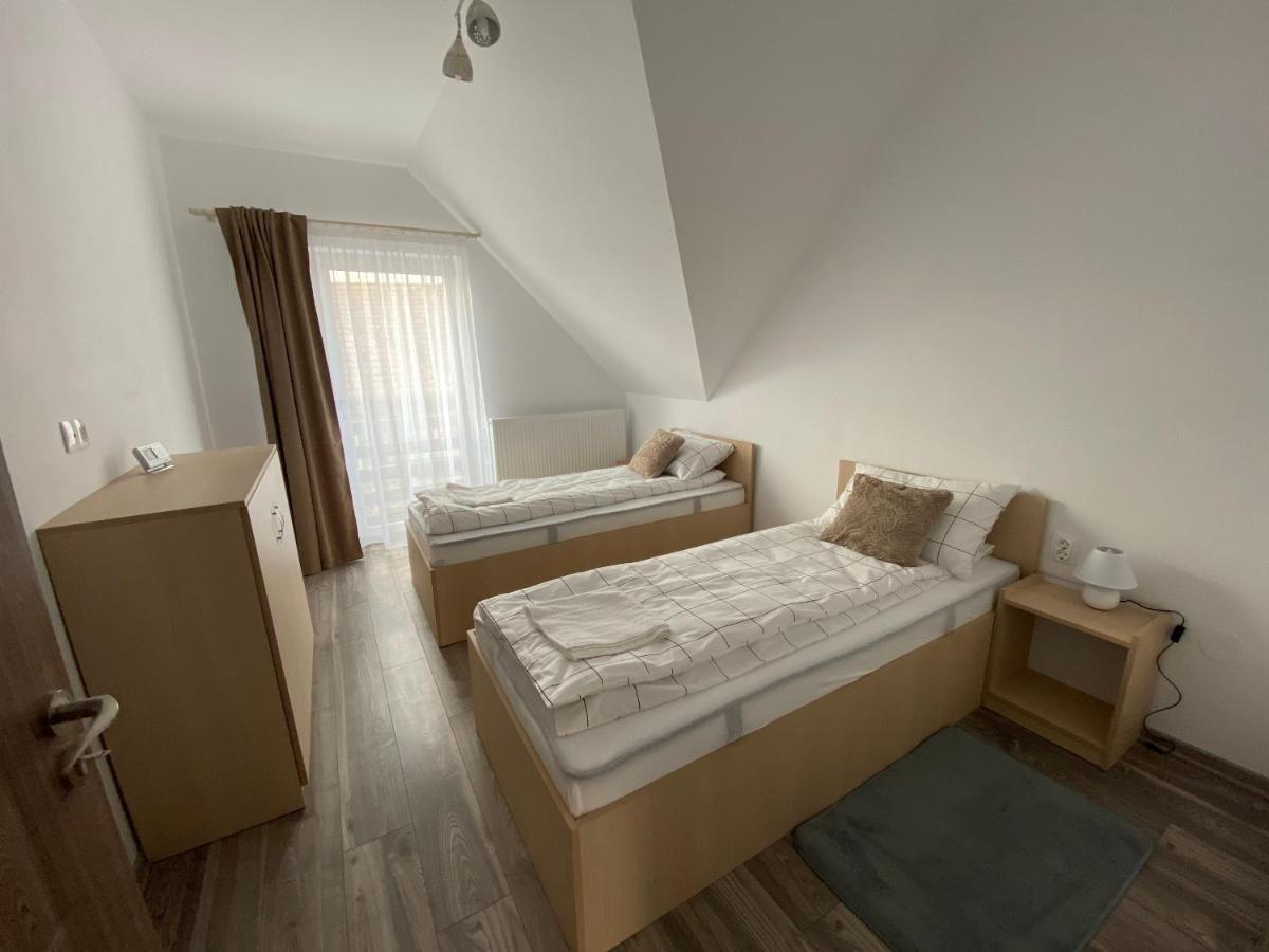 אודורהיו סקוייסק Fenyo Apartman House I מראה חיצוני תמונה